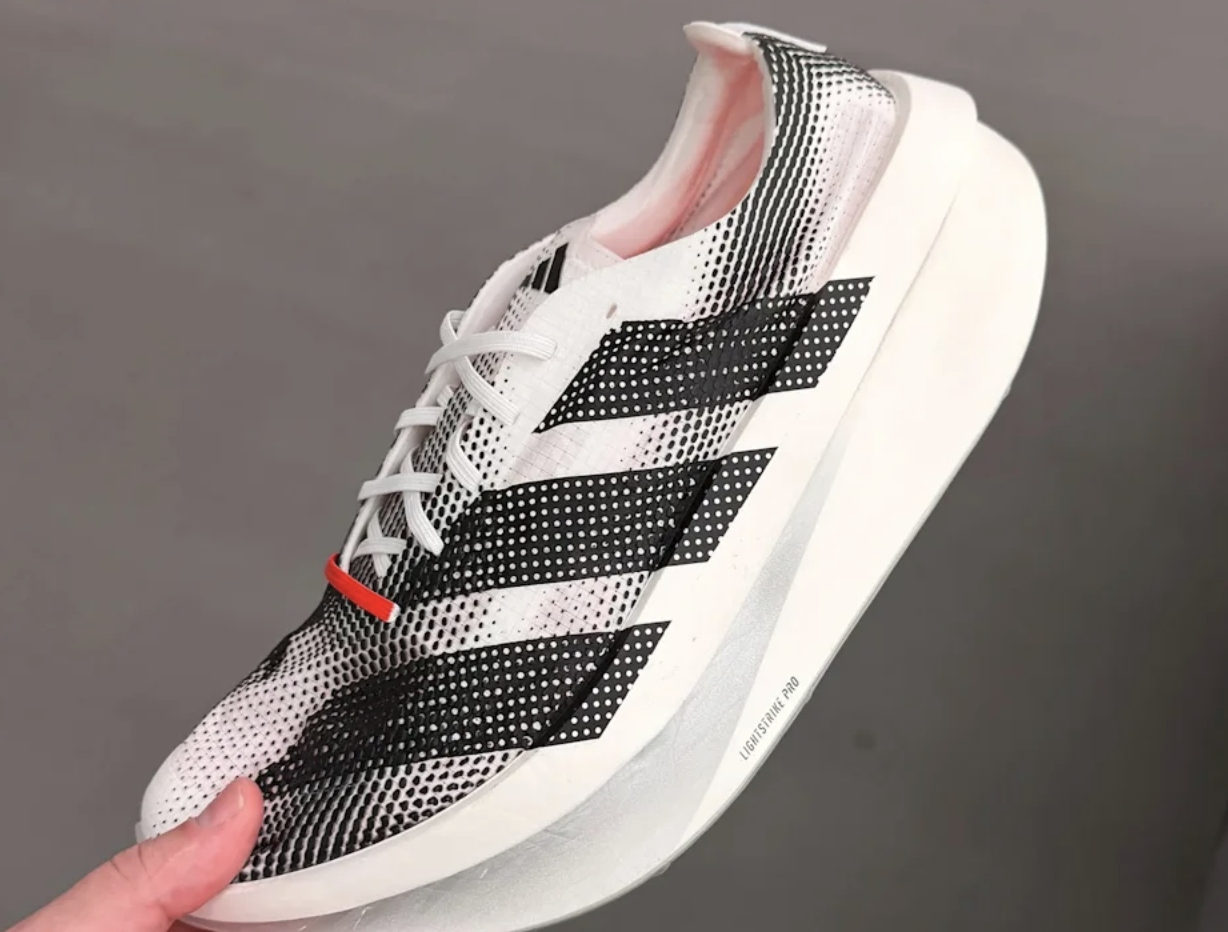 Ny teknik från Adidas: Löparskon där sulans styvhet kan ställas in